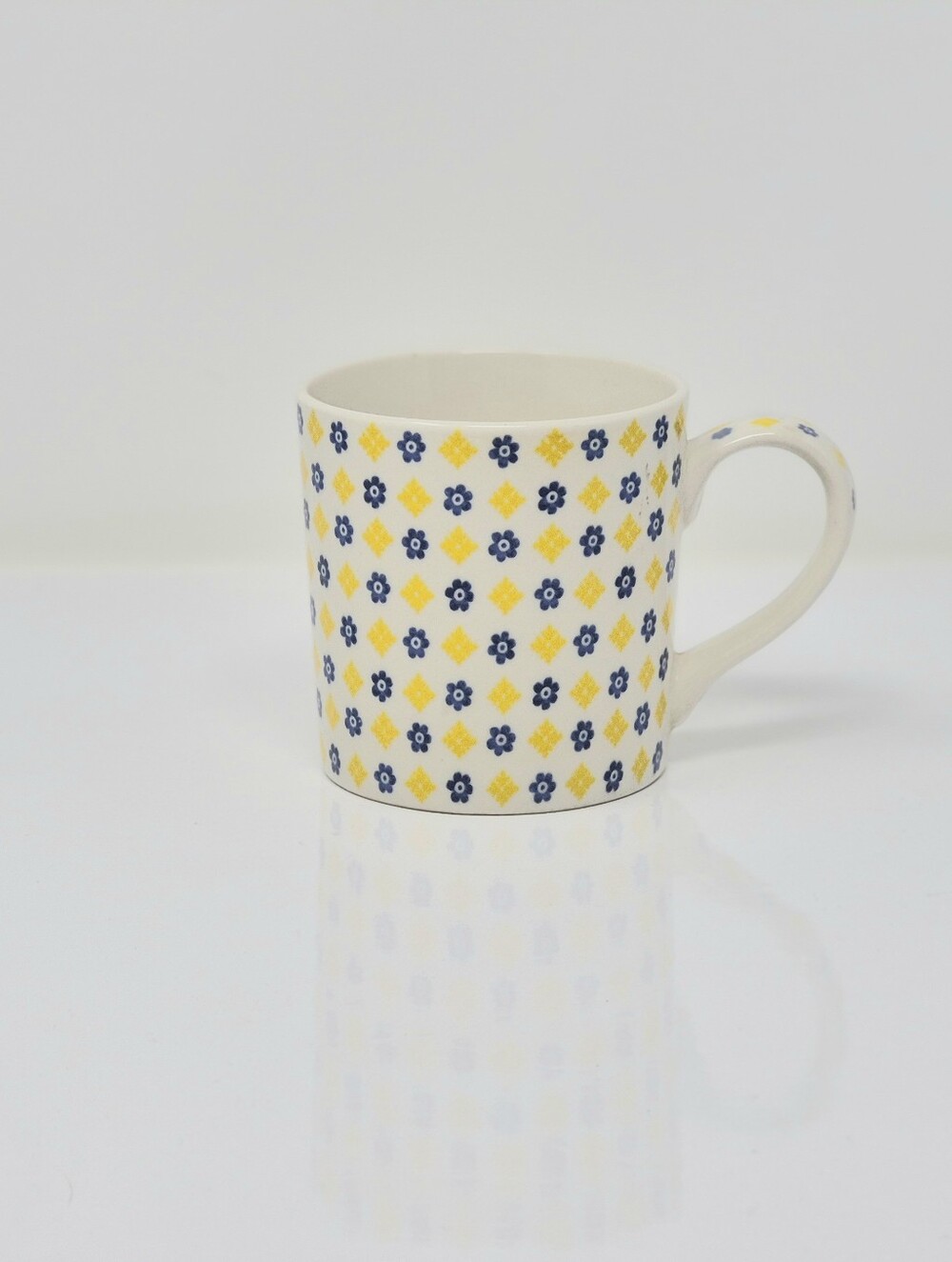 Johnsons Brothers Vintage Farm House Kitchen Floral Pattern Mug